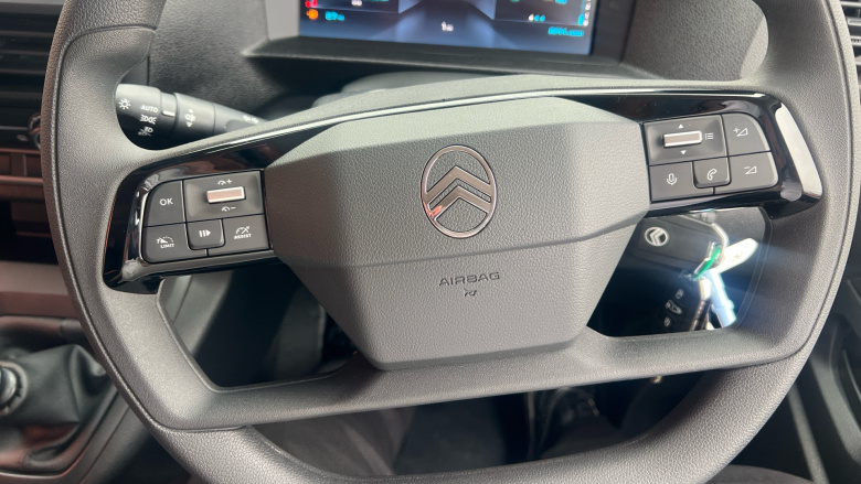 Citroen Dispatch M Diesel 2.0 BlueHDi 145ps Crew Van Enterprise